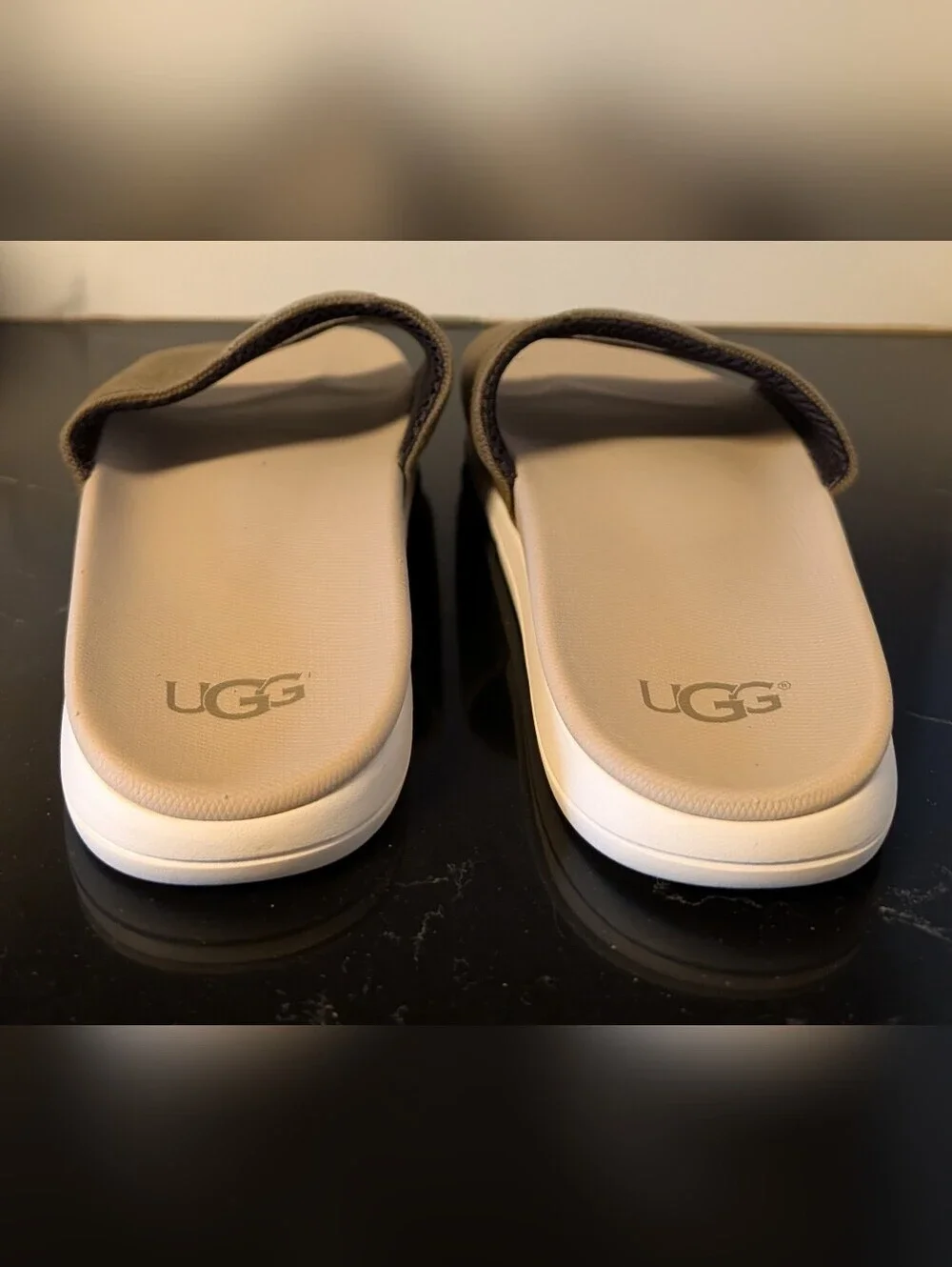 UGG Xavier Hyperweave Men’s Khaki Mesh Slides Size 10